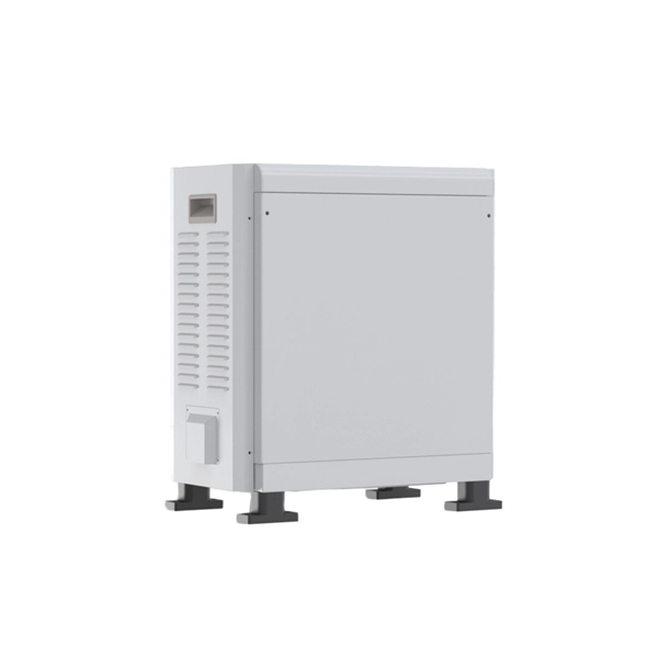 Single-mode fiber optic transceiver p is lit up with red light - E-Motional Optics & Connectivity