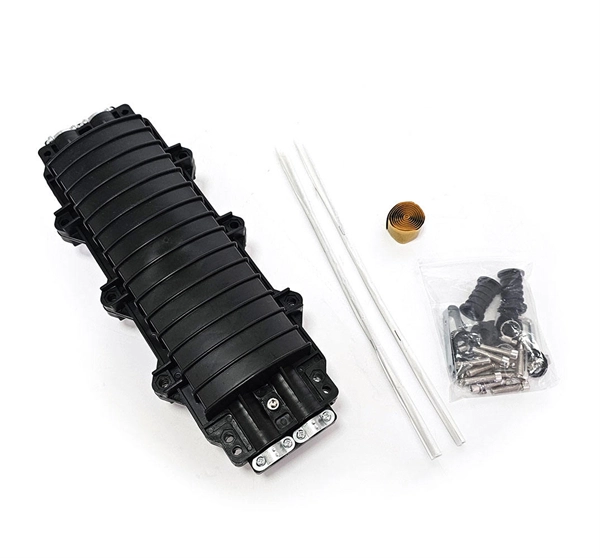 How to connect a fiber optic cable with one input and two outputs 