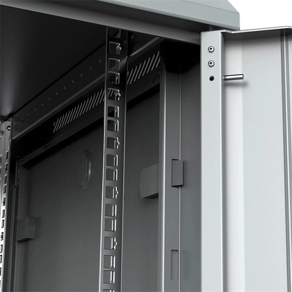 Communication via two industrial switches - E-Motional Optics & Connectivity