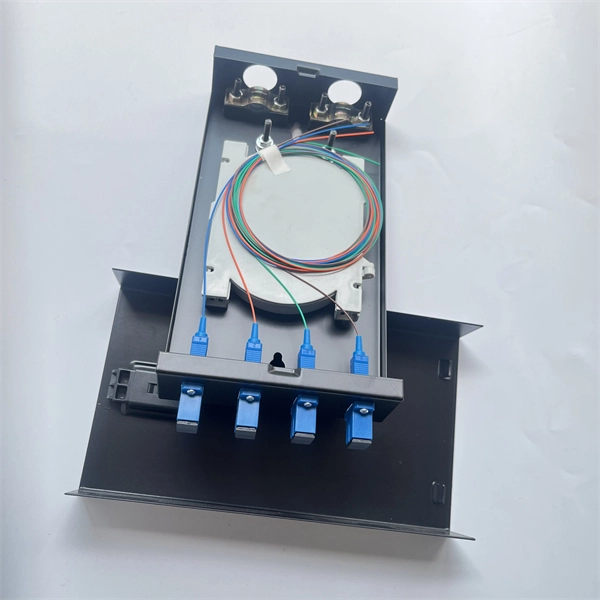 Hot-swap power distribution unit cold aisle energy-saving manufacturer - E-Motional Optics & Connectivity